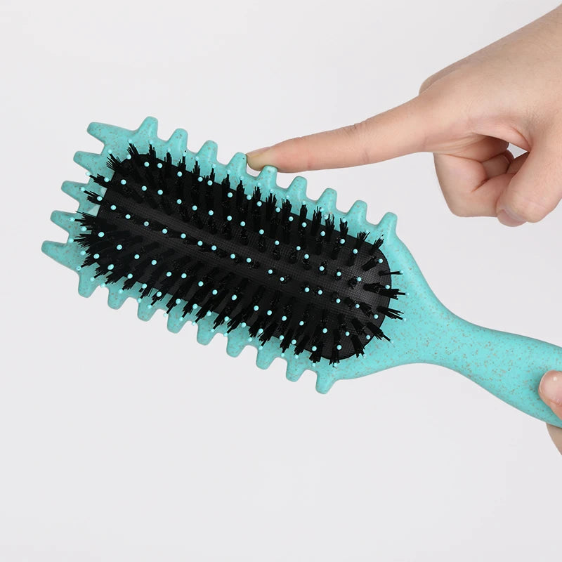 Velora Curly Brush™ – Because Every Curl Deserves Respect